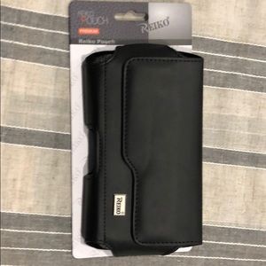 Reiko vertical pouch